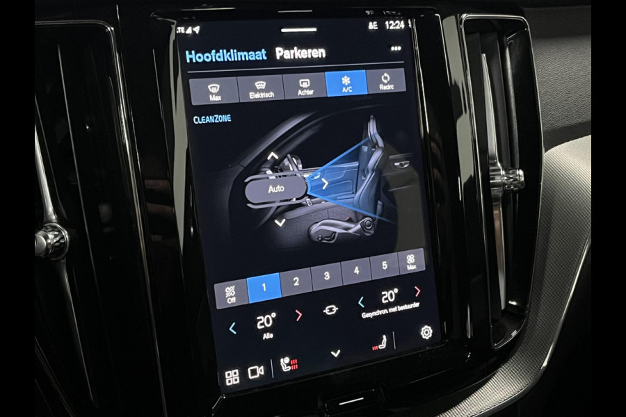 Volvo XC60 2.0 T6 Plug-in hybrid Black Edition | Open dak | Long Range | Trekhaak | Adapt. cruise control | Carplay |