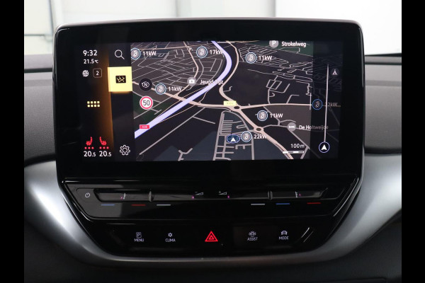 Volkswagen ID.4 Life 77 kWh | Trekhaak | Stoel & stuurverwarming | Camera | Adaptive cruise | Carplay | Navigatie | Parkeerhulp | Half leder