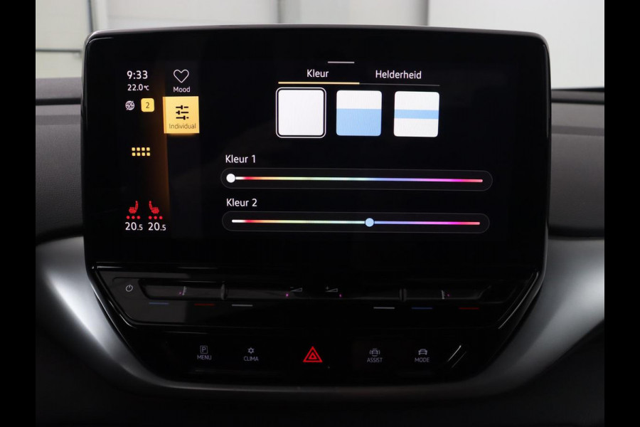 Volkswagen ID.4 Life 77 kWh | Trekhaak | Stoel & stuurverwarming | Camera | Adaptive cruise | Carplay | Navigatie | Parkeerhulp | Half leder