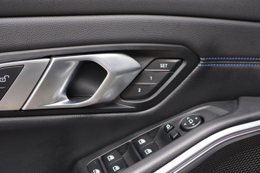 BMW 3 Serie Touring 320e High Executive M-Sport PHEV, Panoramadak, Memory, 360 Camera, Head-Up, Carplay