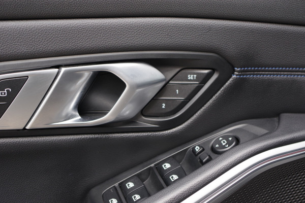 BMW 3 Serie Touring 320e High Executive M-Sport PHEV, Panoramadak, Memory, 360 Camera, Head-Up, Carplay
