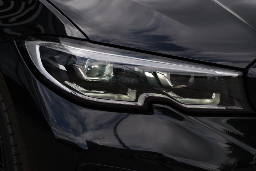 BMW 3 Serie Touring 320e High Executive M-Sport PHEV, Panoramadak, Memory, 360 Camera, Head-Up, Carplay