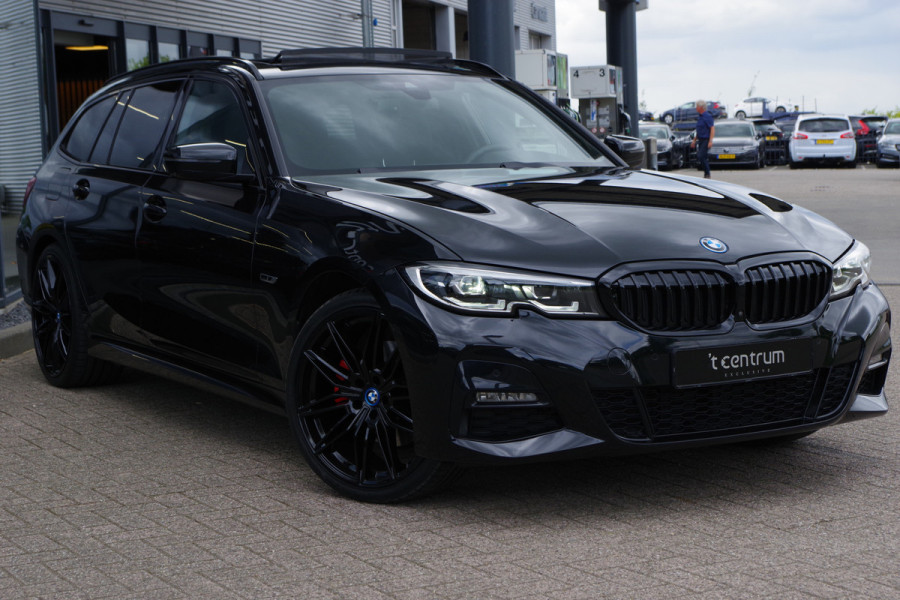 BMW 3 Serie Touring 320e High Executive M-Sport PHEV, Panoramadak, Memory, 360 Camera, Head-Up, Carplay