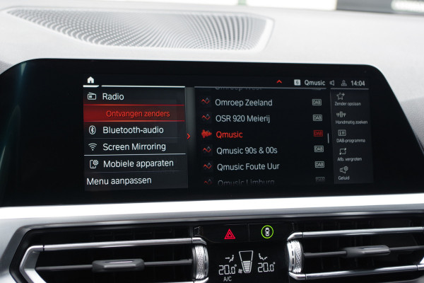 BMW 3 Serie Touring 320e High Executive M-Sport PHEV, Panoramadak, Memory, 360 Camera, Head-Up, Carplay