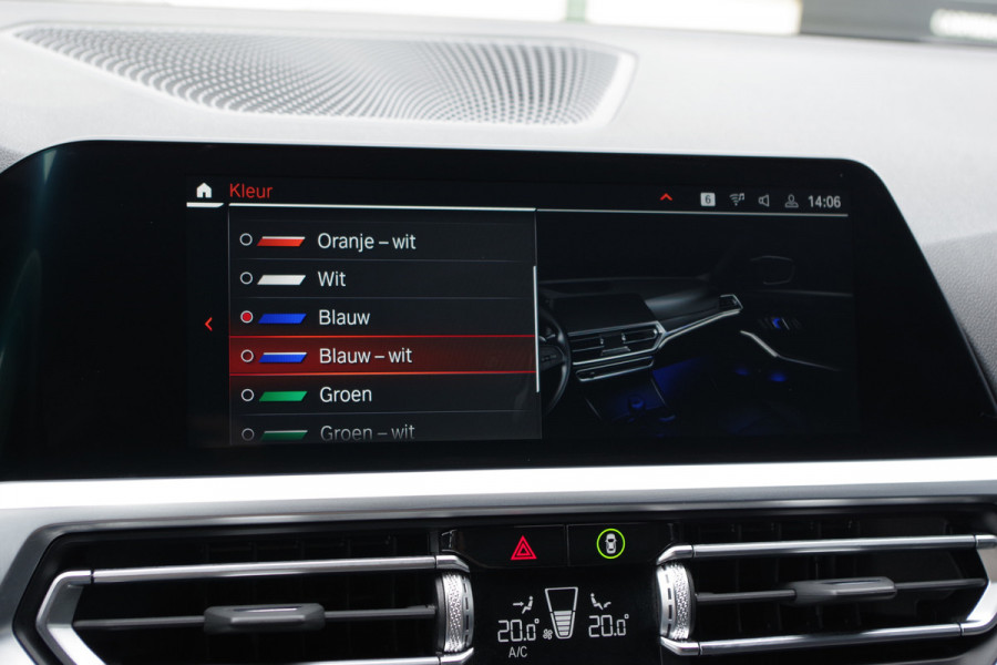 BMW 3 Serie Touring 320e High Executive M-Sport PHEV, Panoramadak, Memory, 360 Camera, Head-Up, Carplay