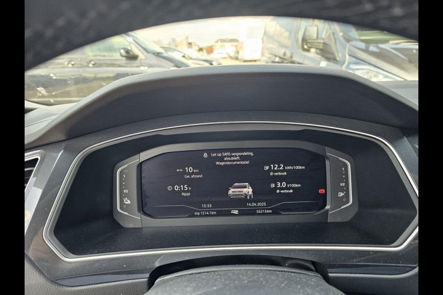 Volkswagen Tiguan 1.4 TSI eHybrid R-Line Business+ 245pk PHEV | Trekhaak | Panorama dak | Adaptieve Cruise | Achteruitrijcamera | Stoelverwarming | Virtuele cockpit | 1.800kg Trekgewicht !