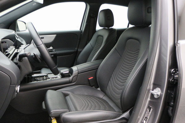 Mercedes-Benz GLA 250 e Business Solution Luxury Limited LED, Virtual Cockpit, Camera, Navigatie, Lane Assist, DAB