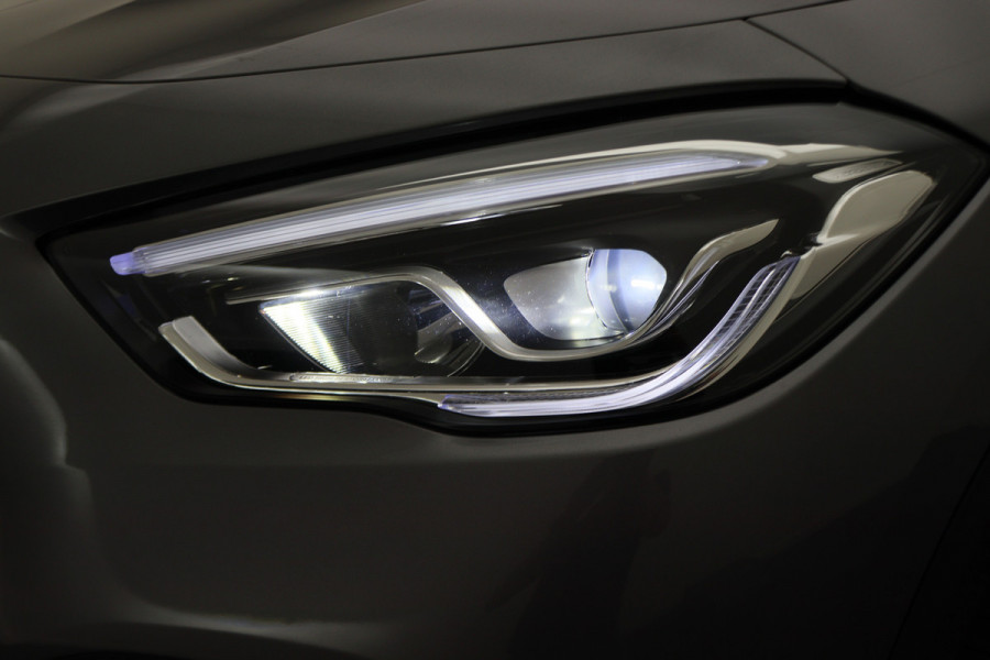 Mercedes-Benz GLA 250 e Business Solution Luxury Limited LED, Virtual Cockpit, Camera, Navigatie, Lane Assist, DAB