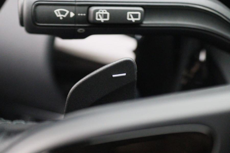 Mercedes-Benz GLA 250 e Business Solution Luxury Limited LED, Virtual Cockpit, Camera, Navigatie, Lane Assist, DAB
