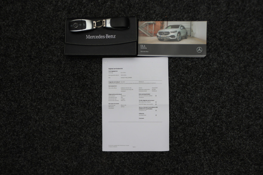 Mercedes-Benz GLA 250 e Business Solution Luxury Limited LED, Virtual Cockpit, Camera, Navigatie, Lane Assist, DAB