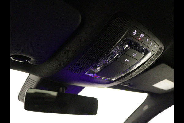 Mercedes-Benz A-Klasse 180 AMG Line | Achteruitrijcamera | Nightpakket | Sfeerverlichting | Stoelverwarming | inclusief 24 maanden MB Certified garantie voor europa