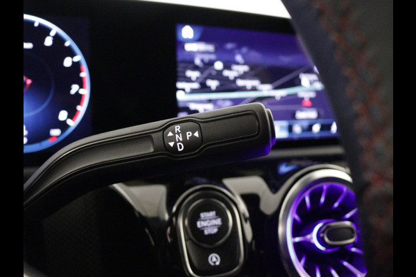 Mercedes-Benz A-Klasse 180 AMG Line | Achteruitrijcamera | Nightpakket | Sfeerverlichting | Stoelverwarming | inclusief 24 maanden MB Certified garantie voor europa