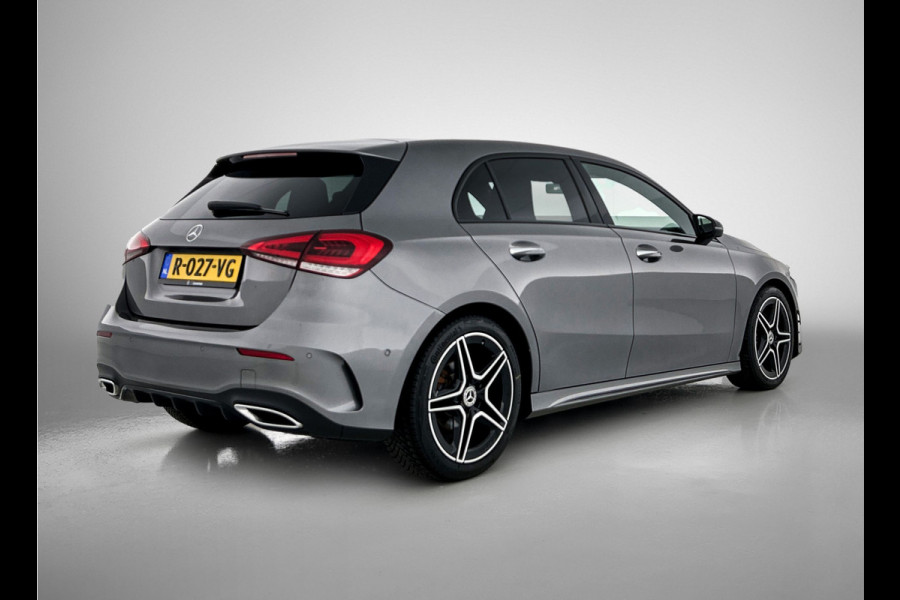 Mercedes-Benz A-Klasse 180 AMG Line | Achteruitrijcamera | Nightpakket | Sfeerverlichting | Stoelverwarming | inclusief 24 maanden MB Certified garantie voor europa