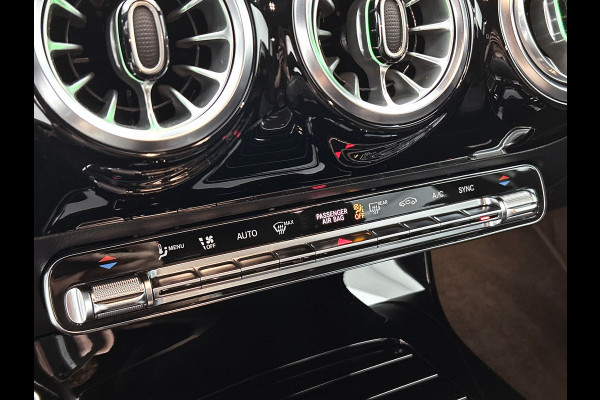 Mercedes-Benz A-Klasse 180 AMG Line | Achteruitrijcamera | Nightpakket | Sfeerverlichting | Stoelverwarming | inclusief 24 maanden MB Certified garantie voor europa