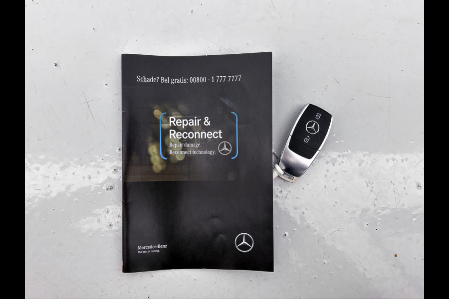 Mercedes-Benz A-Klasse 180 AMG Line | Achteruitrijcamera | Nightpakket | Sfeerverlichting | Stoelverwarming | inclusief 24 maanden MB Certified garantie voor europa