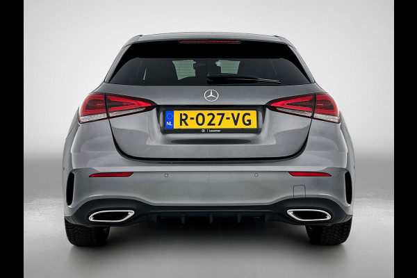 Mercedes-Benz A-Klasse 180 AMG Line | Achteruitrijcamera | Nightpakket | Sfeerverlichting | Stoelverwarming | inclusief 24 maanden MB Certified garantie voor europa