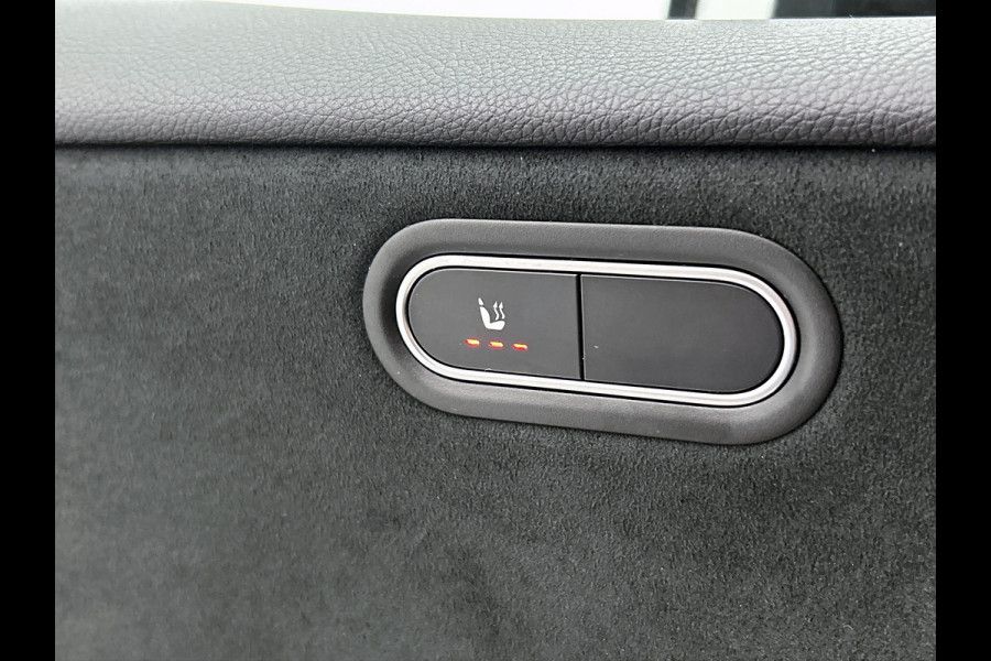 Mercedes-Benz A-Klasse 180 AMG Line | Achteruitrijcamera | Nightpakket | Sfeerverlichting | Stoelverwarming | inclusief 24 maanden MB Certified garantie voor europa