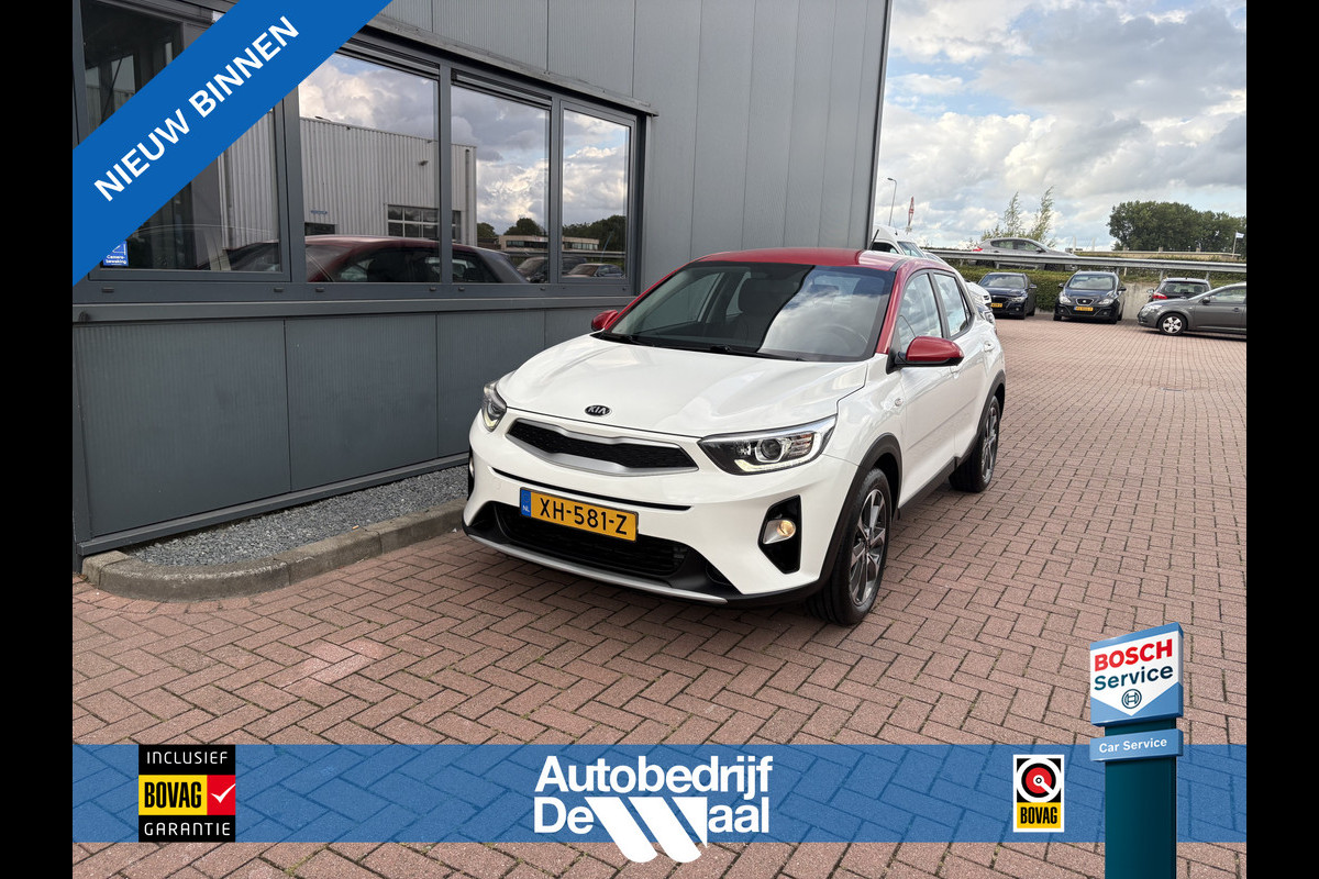 Kia Stonic 1.0 T-GDi 120pk ComfortPlusLine Navigator CAMERA/CARPLAY/NAVI/CRUISE/PDC/TREKHAAK Kia Stonic 1.0 T-GDi 120pk ComfortPlusLine Navigator CAMERA/CARPLAY/NAVI/CRUISE/PDC/TREKHAAK