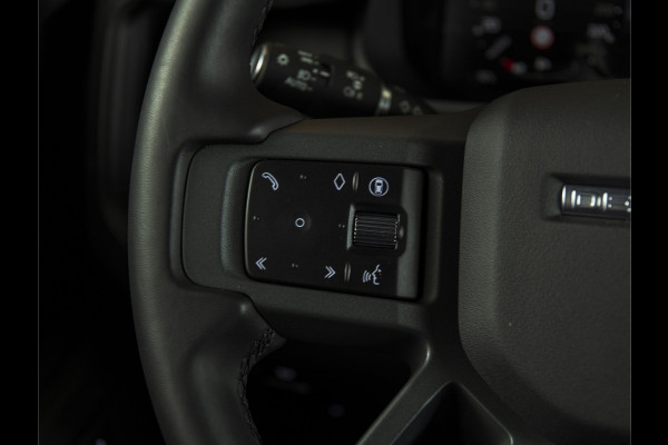 Land Rover Defender 110 2.0 P300e 110 X-Dynamic HSE HUD-PANO-MERIDIAN-22"