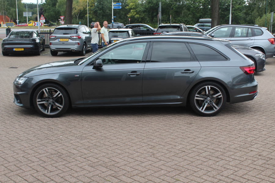 Audi A4 Avant 40 TFSI 191pk Sport S line black edition / Leder / Navigatie / Parkeerhulp V+A / 18'' / LED Koplampen / Getint glas / Cruise Control