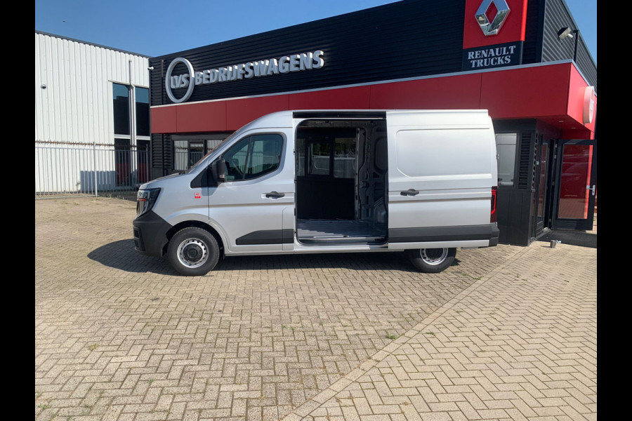 Renault Master T35 2.0 dCi 150 PK L2H2 Multimedia met Google services,Dubbele schuifdeur, Camera, Trekhaak, Apple carplay. Verwarmde voorruit.