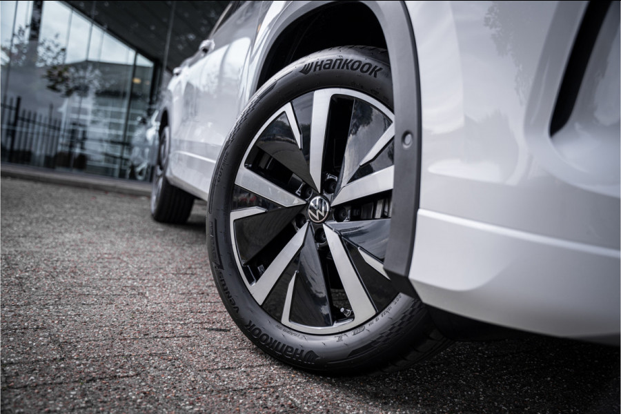 Volkswagen Tayron 1.5 eTSI Elegance 7p. ** Trekhaak ** 19inch **