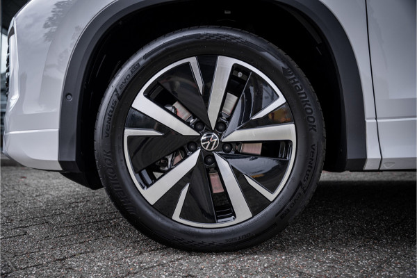 Volkswagen Tayron 1.5 eTSI Elegance 7p. ** Trekhaak ** 19inch **