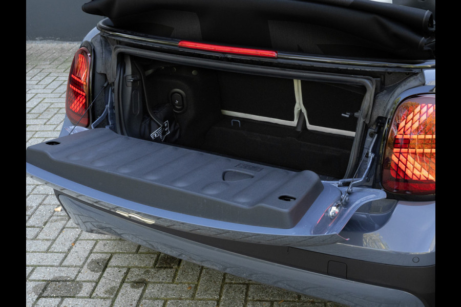 MINI Cabrio 2.0 Cooper S - Favoured - Pakket XL - ACC - Memoryzetel - Head-up