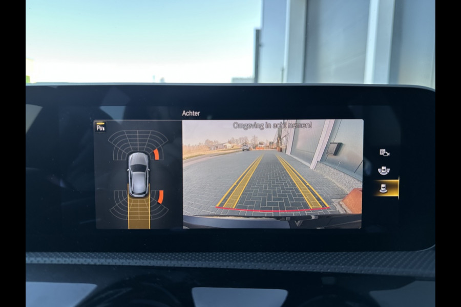 Mercedes-Benz A-Klasse AMG 45 S 4M+ Ed1 SCHAALSTOELEN PANO CAMERA NAVI CAMERA