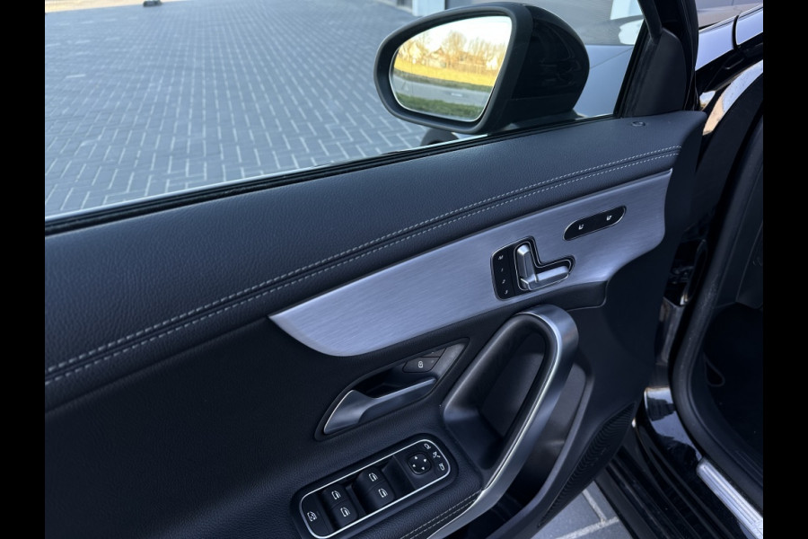 Mercedes-Benz A-Klasse AMG 45 S 4M+ Ed1 SCHAALSTOELEN PANO CAMERA NAVI CAMERA