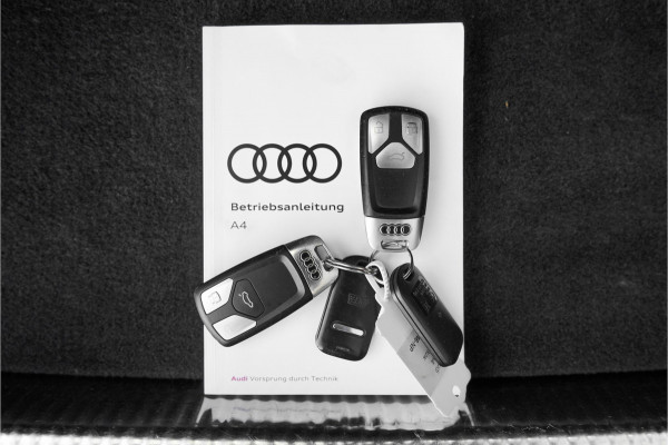 Audi A4 Avant 2.0 TFSI MHEV Aut Pano Sportstoelen 19"