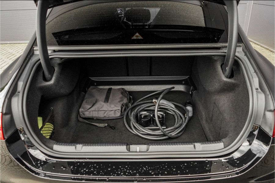 Mercedes-Benz EQE 350+ AMG Line 91 kWh Advanced Plus Burmester Distronic
