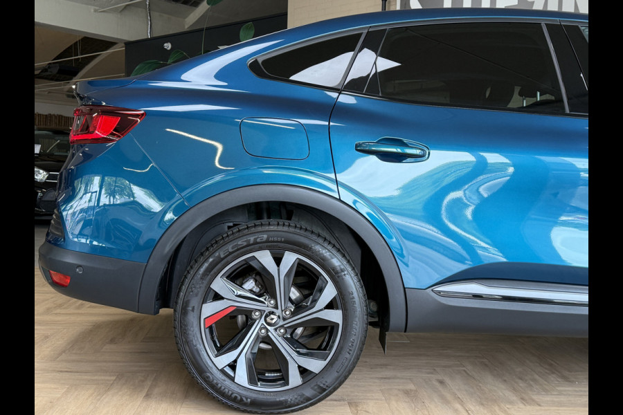Renault Arkana 1.6 E-Tech Hyb 145 R.S. Line | Groot Navi | 360 Camera |  18" | Leder | Stoel & stuur verwarming | 100% Renault Dealer Onderhouden!
