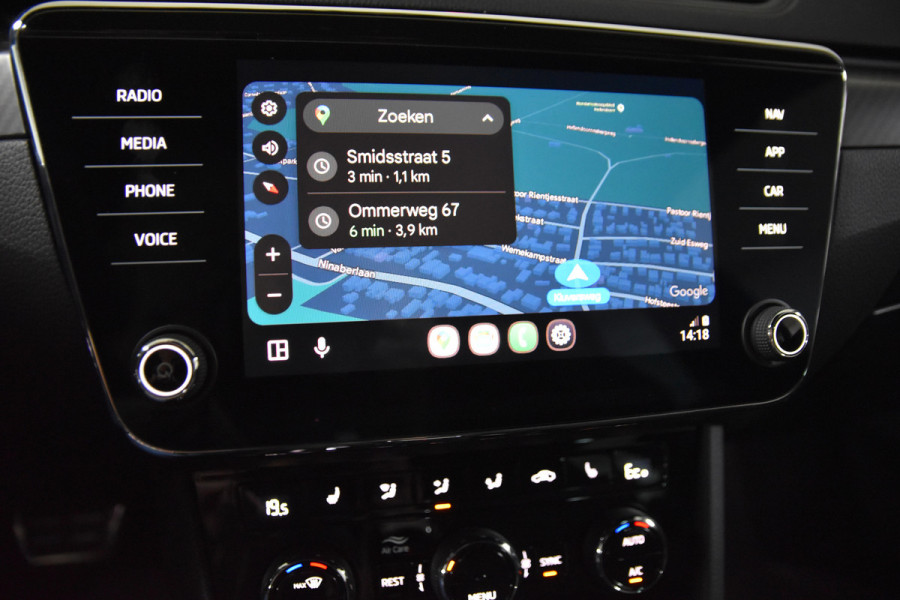 Škoda Superb Combi 1.4 TSI iV Sportline Business- Automaat | Dig. Cockpit | Cruise | Stoel-+Stuurverw. PDC | Camera | App. Connect | ECC | Elek. Klep | LM 18" | 1944