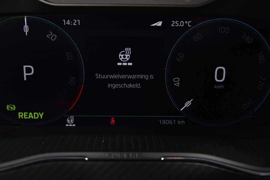 Škoda Superb Combi 1.4 TSI iV Sportline Business- Automaat | Dig. Cockpit | Cruise | Stoel-+Stuurverw. PDC | Camera | App. Connect | ECC | Elek. Klep | LM 18" | 1944