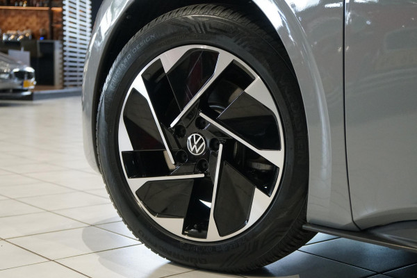 Volkswagen ID.3 City 45 kWh 1e eigenaar *INCL BTW* + Led / Apple Carplay / Sensoren / Sfeerverlichting