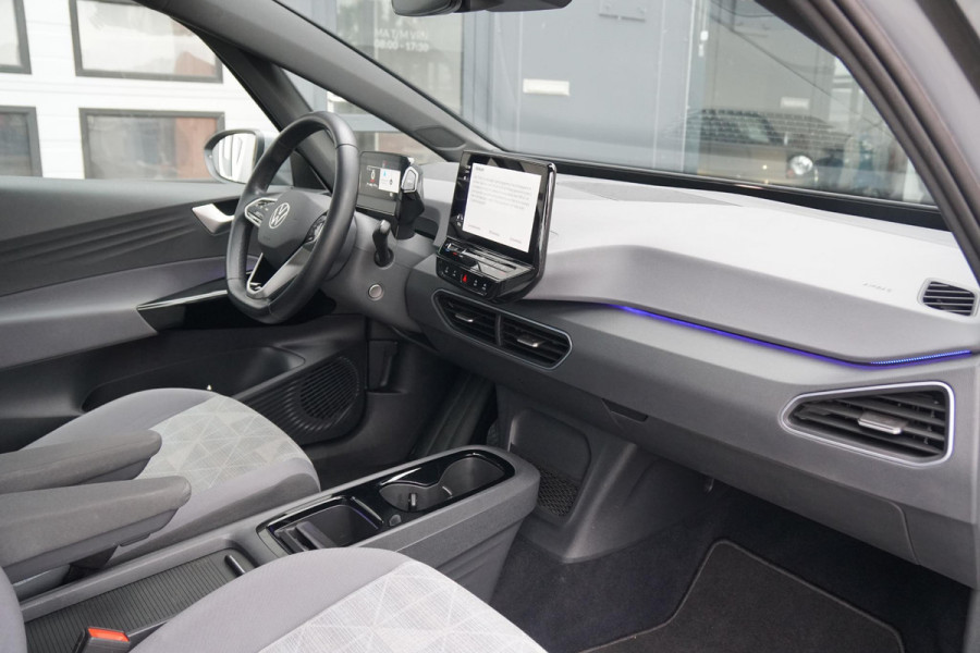 Volkswagen ID.3 City 45 kWh 1e eigenaar *INCL BTW* + Led / Apple Carplay / Sensoren / Sfeerverlichting