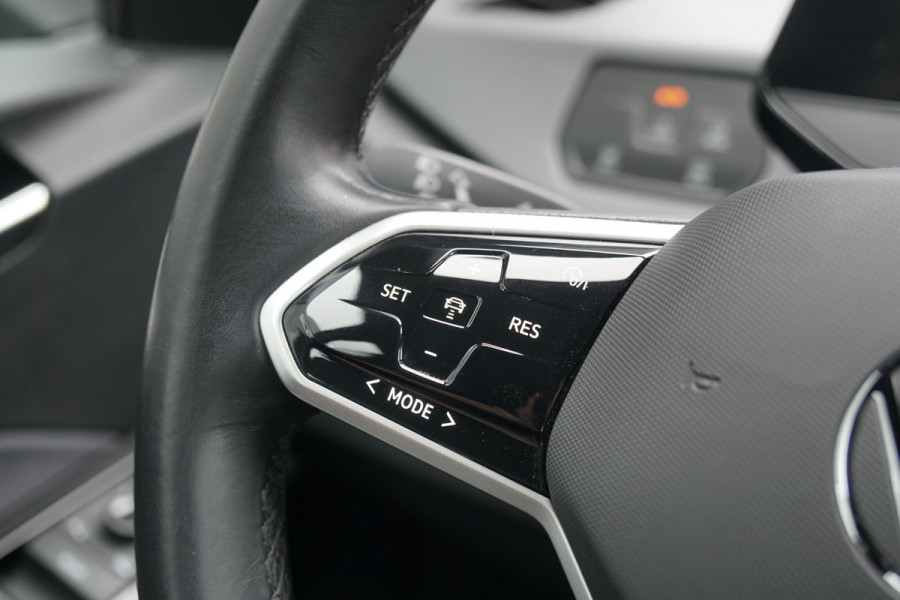 Volkswagen ID.3 City 45 kWh 1e eigenaar *INCL BTW* + Led / Apple Carplay / Sensoren / Sfeerverlichting