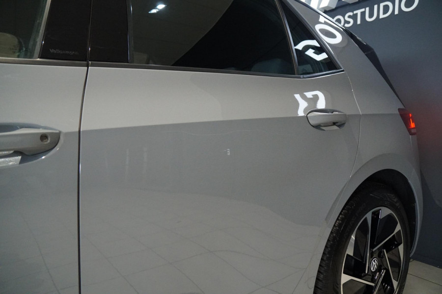 Volkswagen ID.3 City 45 kWh 1e eigenaar *INCL BTW* + Led / Apple Carplay / Sensoren / Sfeerverlichting