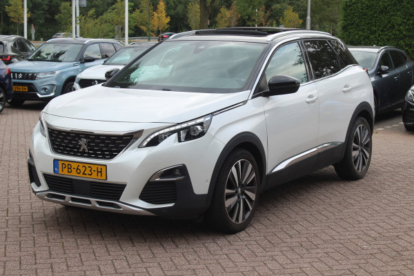 Peugeot 3008 1.2 PureTech GT Line / Panoramadak / Camera / Half leder / 19'' / Navigatie / Elektr. achterklep / Getint glas / Cruise Control