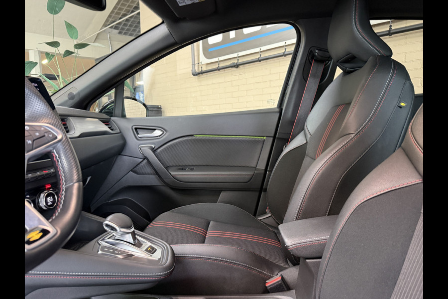 Renault Captur 1.3 mild hybrid 160 R.S. Line | Groot Navi | 18" | Camera | Stoelverwarming | Clima | 100% Dealer onderrhouden!