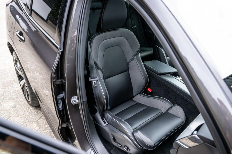 Volvo XC60 2.0 T6 AWD Inscription 398pk LONG RANGE Trekhaak
