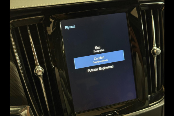 Volvo V90 2.0 T6 AWD R-Design l Polestar l Luchtvering l Trekhaak l HUD l Leder
