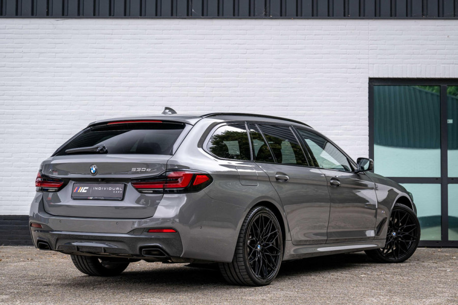 BMW 5 Serie Touring 530e xDrive M-Sport CoPilot Panorama Trekhaak 360