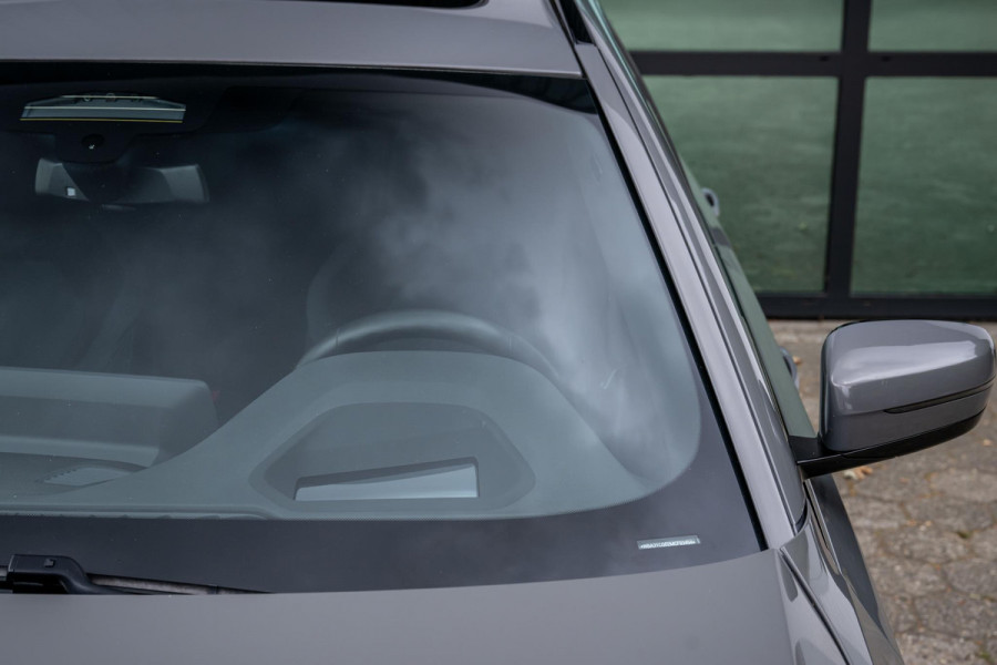 BMW 5 Serie Touring 530e xDrive M-Sport CoPilot Panorama Trekhaak 360