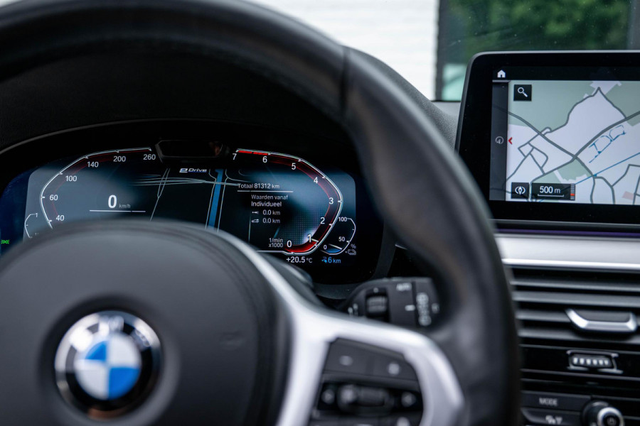 BMW 5 Serie Touring 530e xDrive M-Sport CoPilot Panorama Trekhaak 360