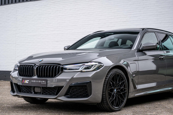 BMW 5 Serie Touring 530e xDrive M-Sport CoPilot Panorama Trekhaak 360