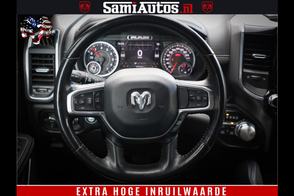 Dodge Ram 1500 LIMITED WHEELS 22 | 5.7 V8 4X4 | SPORT | UITLAAT KLEP | CAMERA | CRUISE | STOEL VERWARMING/VENTILATIE | TREKHAAK 3500Kg | CREWCAB | LED | APPLE CARPLAY | DUBBELE CABINE Comfortabele Dubbele Cabine met Royale 5 Zitplaatsen |