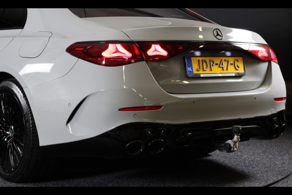 Mercedes-Benz E-Klasse 400 e 4MATIC AMG 53 Look / Hyperscreen / Massage / Burmester 4D / Head Up / 360 Camera / Leder / Pano / 20