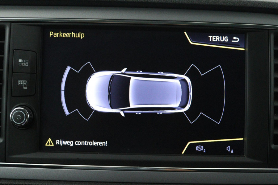 Seat León ST 1.0 EcoTSI Style Business Intense (CRUISE CONTROL, CARPLAY NAVIGATIE, PARKEERSENSOREN, NL-AUTO)